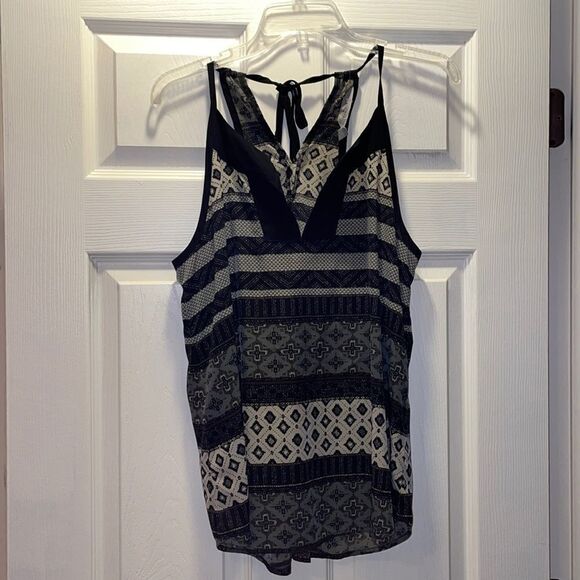 ✨Athleta Tribal Dunes Tank - Picture 3 of 7